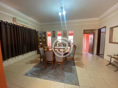 Casa com 3 Quartos à venda, 250m² no City Barretos, Barretos