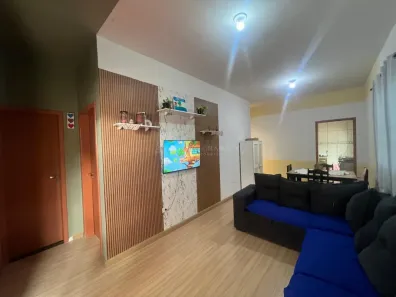 Casa com 3 Quartos à venda, 80m² no Jardim Indaiá, Maringá