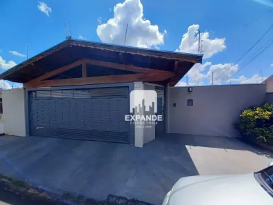 Casa com 3 Quartos à venda, 240m² no Vila Assumpção, Botucatu