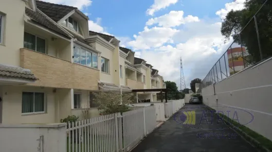 Sobrado com 3 Quartos à venda, 124m² no Orleans, Curitiba