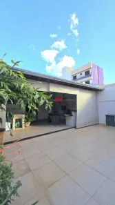 Sobrado com 3 Quartos à venda, 192m² no Jardim Marambá, Bauru