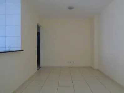 Apartamento com 2 Quartos para alugar, 90m² no Santa Mônica, Uberlândia