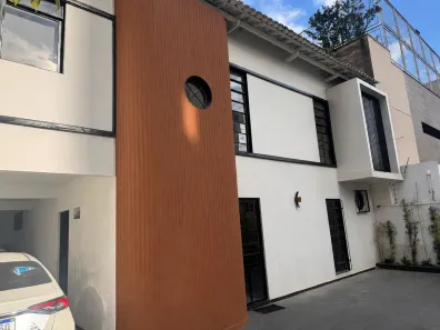 Sala Comercial com 6 Quartos à venda, 160m² no Setor Bueno, Goiânia