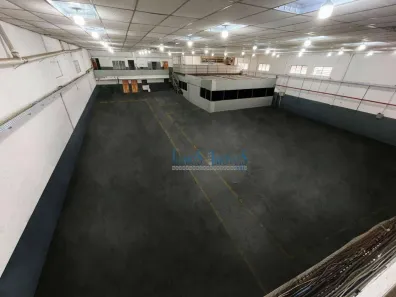 Galpão/Depósito/Armazém à venda, 1049m² no Jardim Santo Antônio, Santo André