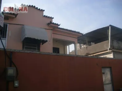 Casa com 5 Quartos à venda, 130m² no Venda da Cruz, São Gonçalo