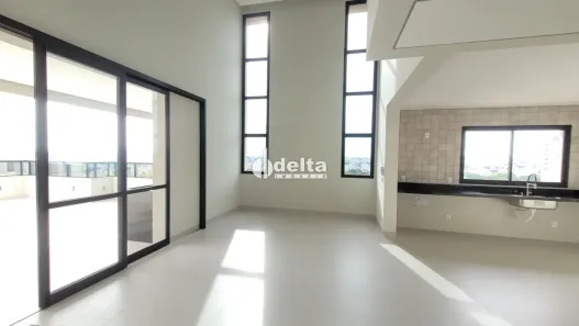 Cobertura com 4 Quartos à venda, 216m² no Santa Mônica, Uberlândia