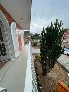 Sobrado com 3 Quartos à venda, 202m² no Santa Maria Goretti, Porto Alegre
