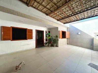 Casa com 4 Quartos à venda, 155m² no Alvorada, Contagem