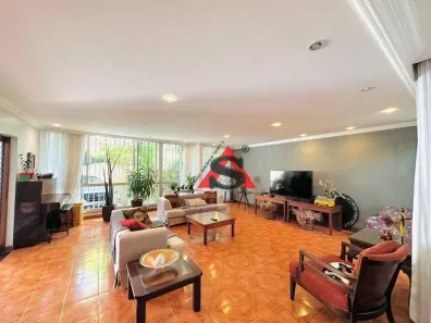 Sobrado com 4 Quartos à venda, 350m² no Vila Mariana, São Paulo