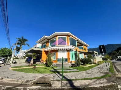 Casa de Condomínio com 4 Quartos à venda, 364m² no Balneário Copacabana, Caraguatatuba
