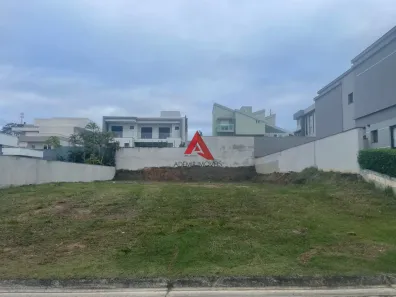 Lote/Terreno à venda, 700m² no Condomínio Reserva do Paratehy, São José dos Campos