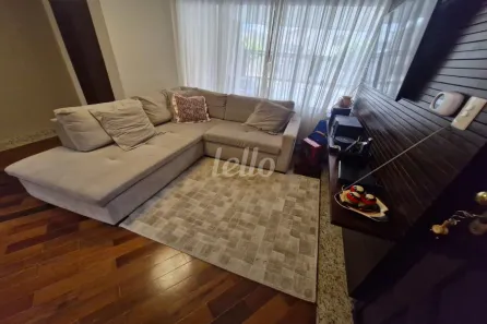Casa com 3 Quartos à venda, 136m² no Jardim Textil, São Paulo