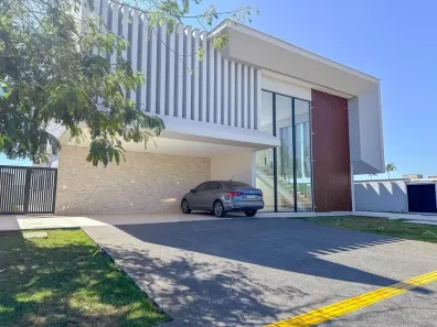 Sobrado com 5 Quartos à venda, 640m² no Parque Cidade, Goiânia