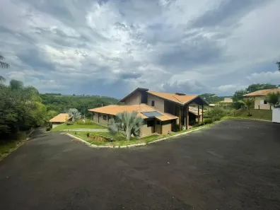 Fazenda/Sítio com 9 Quartos à venda, 5000m² no Conjunto Alvorada, Uberlândia