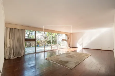 Casa com 3 Quartos para venda ou aluguel, 425m² no Bela Aliança, São Paulo