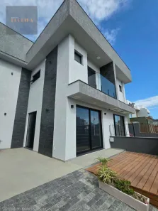 Casa com 3 Quartos à venda, 195m² no Campeche, Florianópolis