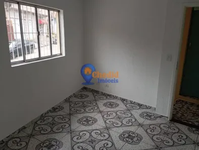 Casa com 2 Quartos para alugar, 50m² no Vila Nhocune, São Paulo