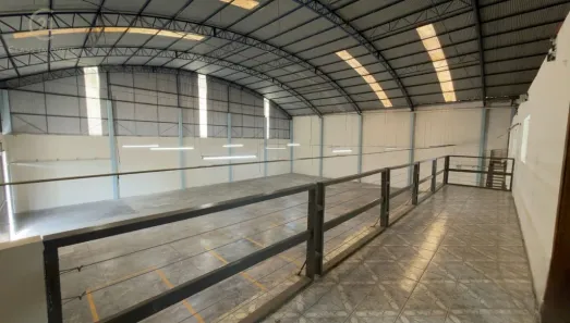 Galpão/Depósito/Armazém para alugar, 2180m² no Tarobá, Londrina
