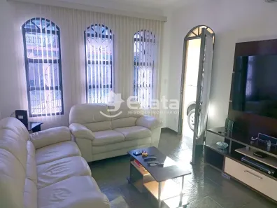Casa com 2 Quartos à venda, 174m² no Além Ponte, Sorocaba