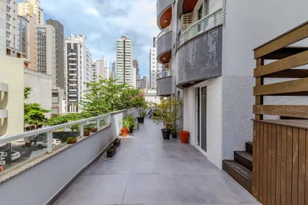 Apartamento com 3 Quartos para alugar, 289m² no Centro, Balneário Camboriú