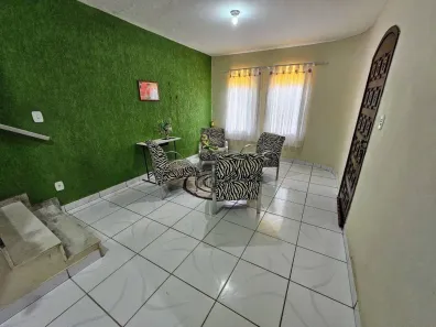 Sobrado com 5 Quartos à venda, 250m² no Jardim Ana Emilia, Taubaté