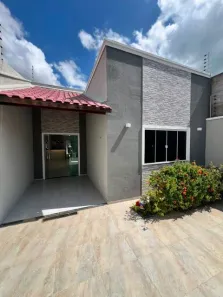 Casa com 3 Quartos para alugar, 175m² no Belchior, Sobral