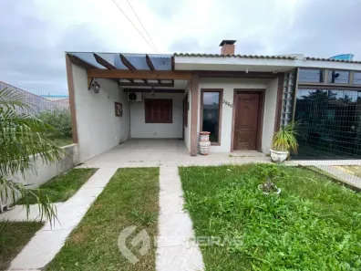 Casa com 2 Quartos para alugar, 77m² no Tramandaí, Tramandaí