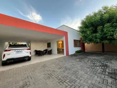 Casa com 3 Quartos para alugar, 450m² no Fátima, Teresina