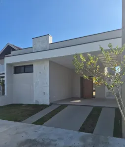 Casa com 3 Quartos para alugar, 250m² no Jardim Jacinto, Jacareí