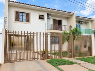Casa com 3 Quartos à venda, 151m² no Vila Marumby, Maringá