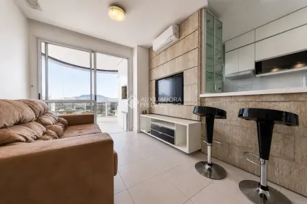Apartamento com 2 Quartos para alugar, 115m² no Itacorubi, Florianópolis