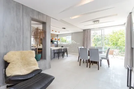 Casa de Condomínio com 4 Quartos à venda, 295m² no Santa Cândida, Curitiba