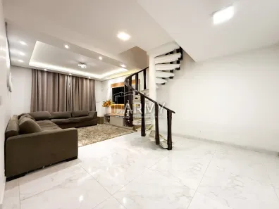Sobrado com 3 Quartos à venda, 145m² no João Gualberto, Paranaguá
