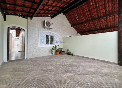 Casa com 2 Quartos à venda, 92m² no Ocian, Praia Grande