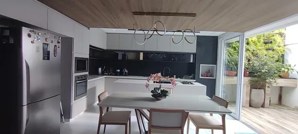 Sobrado com 3 Quartos à venda, 170m² no Jardim Vitória, Goiânia