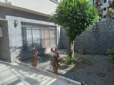 Sobrado com 3 Quartos à venda, 245m² no Aparecida, Santos