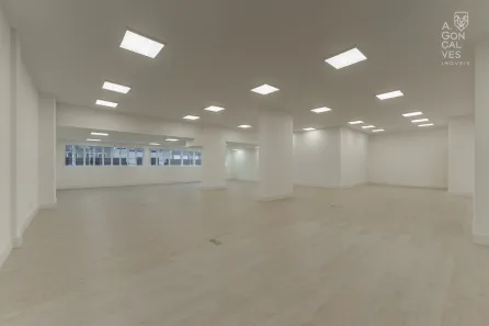 Sala Comercial para alugar, 306m² no Batel, Curitiba