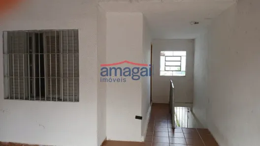 Casa com 1 Quarto para alugar, 56m² no Jardim Primavera, Jacareí