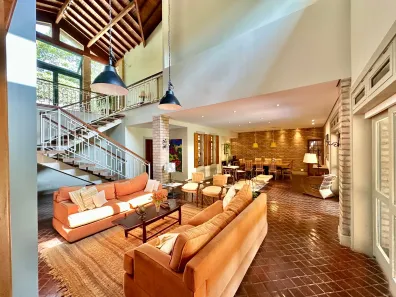 Casa de Condomínio com 4 Quartos à venda, 457m² no Jardim Indaiá, Embu das Artes