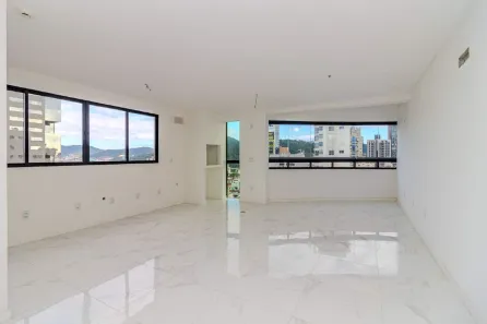 Apartamento com 3 Quartos à venda, 119m² no Centro, Balneário Camboriú