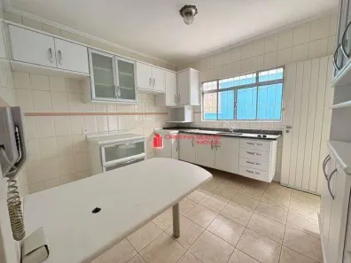 Sobrado com 3 Quartos para alugar, 100m² no Vila Fachini, São Paulo