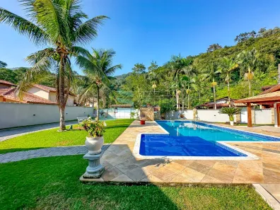 Casa de Condomínio com 4 Quartos à venda, 321m² no Mar Verde, Caraguatatuba