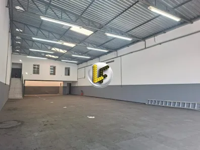 Galpão/Depósito/Armazém com 1 Quarto para alugar, 350m² no Jardim Bom Pastor, Santo André