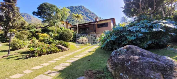 Casa com 6 Quartos à venda, 1800m² no Granja Guarani, Teresópolis