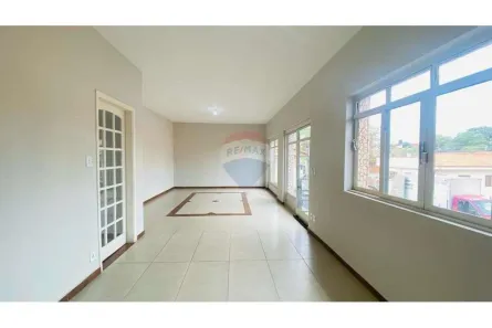 Casa com 3 Quartos à venda, 184m² no Centro, Botucatu
