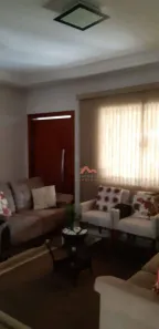 Sobrado com 3 Quartos à venda, 170m² no Parque Residencial Jaguari, Americana