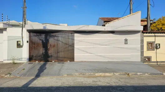 Casa com 5 Quartos à venda, 127m² no Parque Burle, Cabo Frio