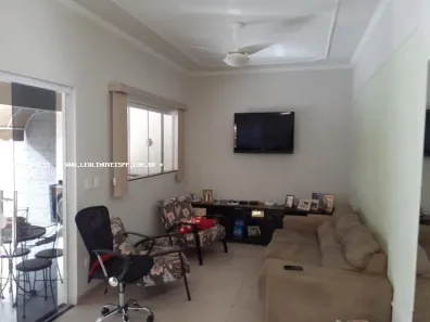 Casa com 2 Quartos à venda, 120m² no Jardim Cobral, Presidente Prudente