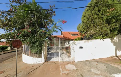 Casa com 3 Quartos à venda, 393m² no Brasília, Londrina