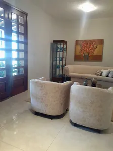 Casa com 4 Quartos à venda, 570m² no Ibituruna, Montes Claros